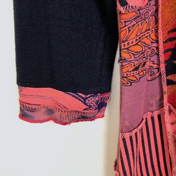 Fresh Groove Long Sleeve Long V-Neck Pieced Top - Picture 3 of 6